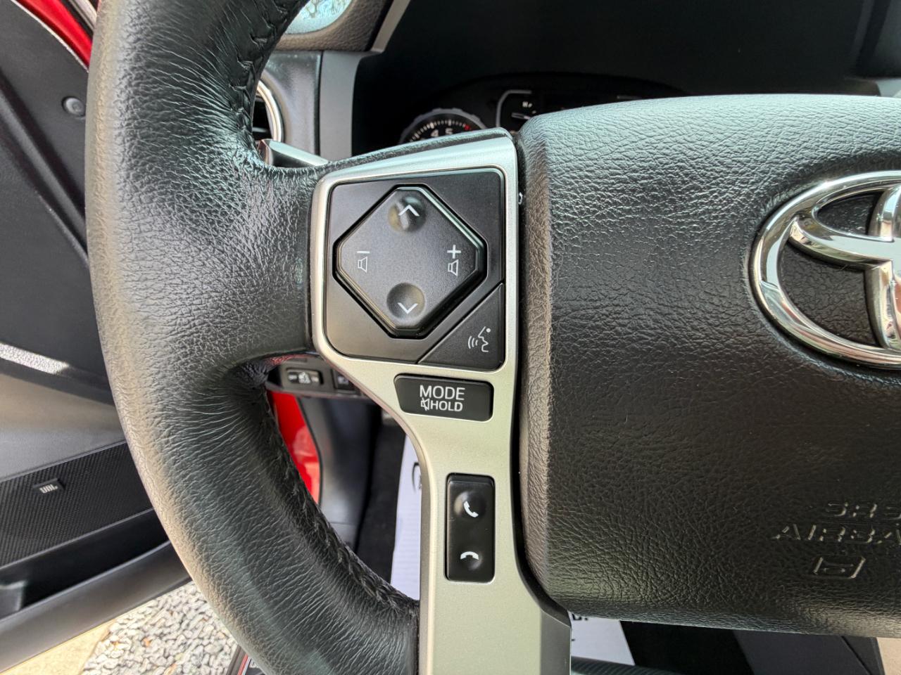 Toyota Tundra Platinum CrewMax 5.7L 4WD 2021