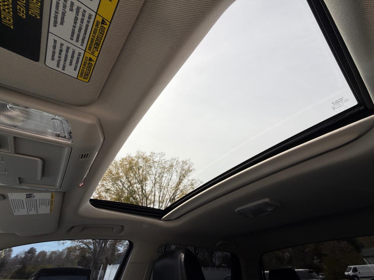 Toyota Tundra Platinum CrewMax 5.7L 4WD 2021