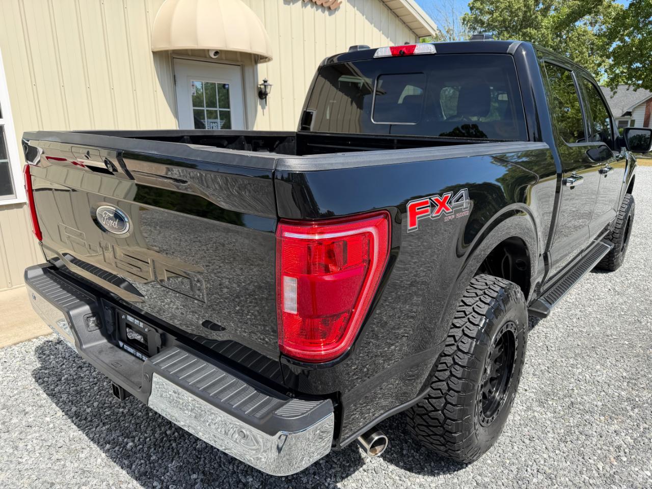 Ford F-150 XLT 4WD SuperCrew 5.5' Box 2022