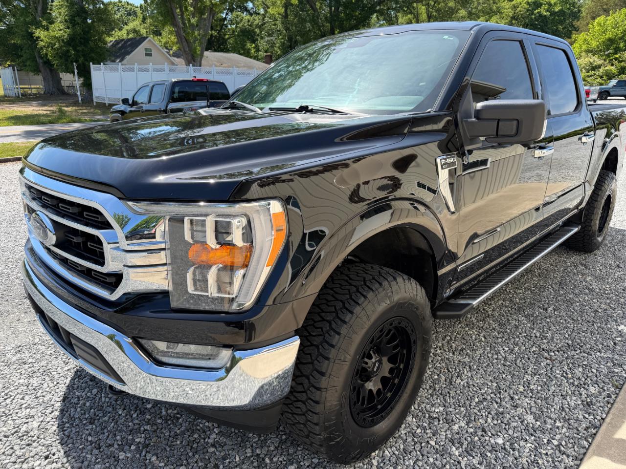 Ford F-150 XLT 4WD SuperCrew 5.5' Box 2022