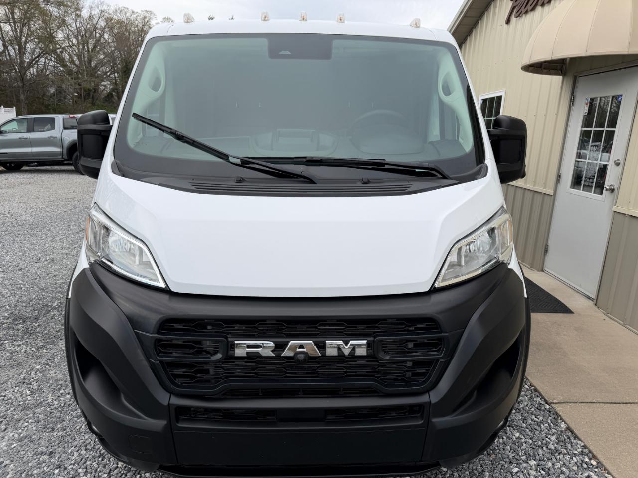 RAM Promaster 1500 Low Roof 136-in. WB 2023