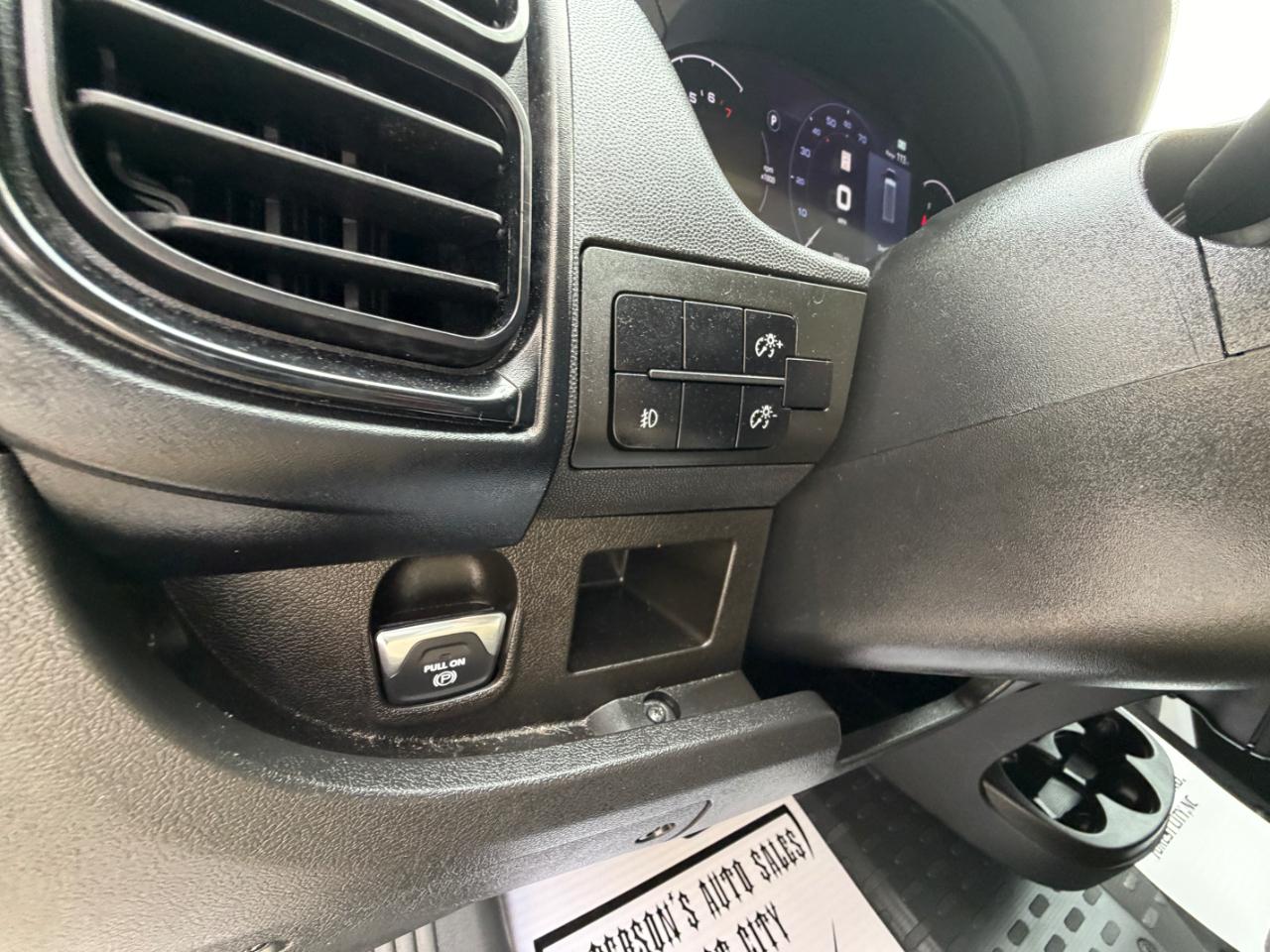 RAM Promaster 1500 Low Roof 136-in. WB 2023