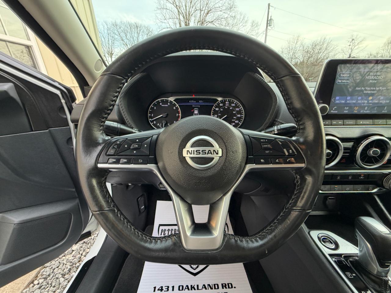 Nissan Sentra SV 4D Sedan 2022