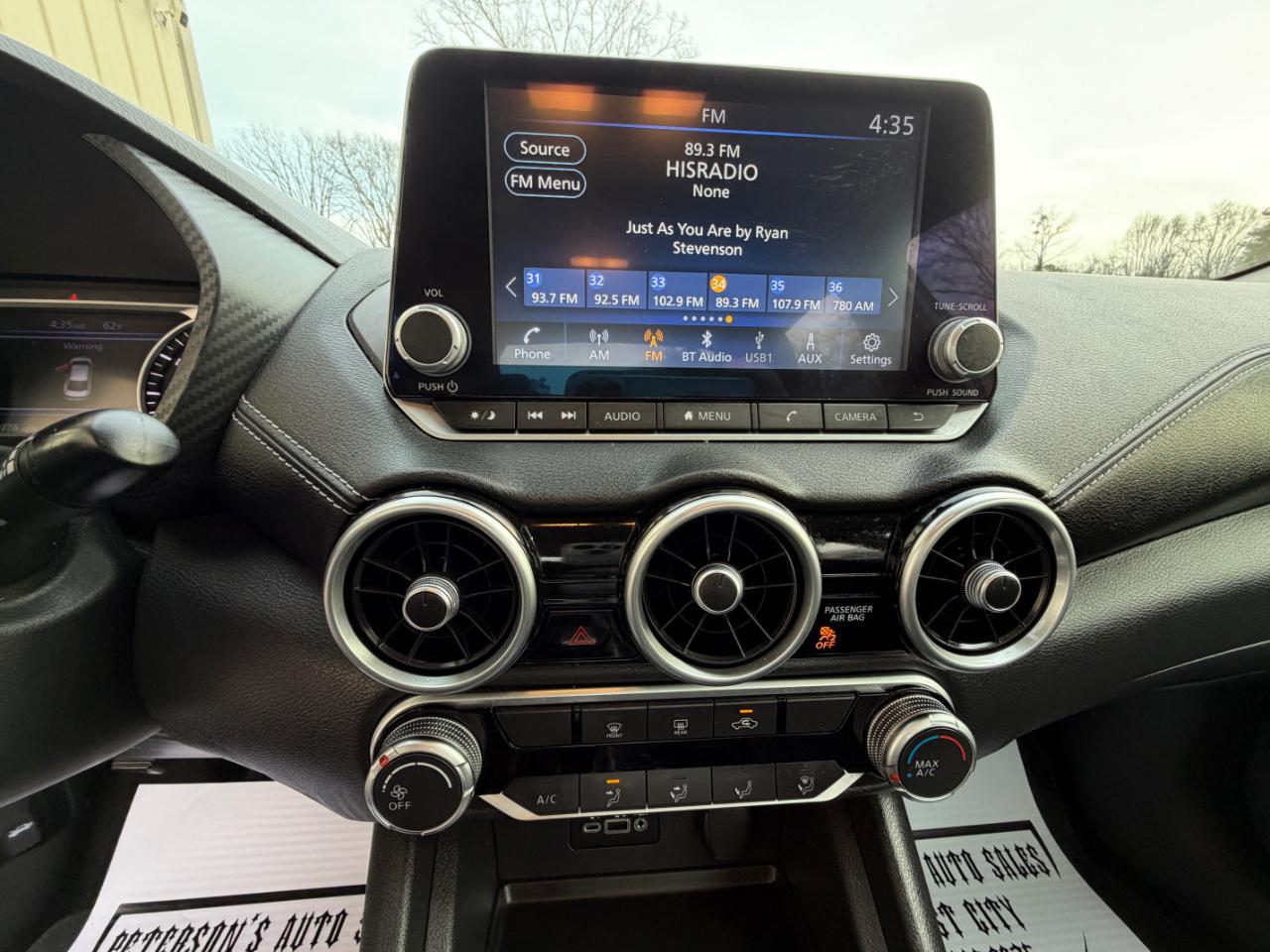 Nissan Sentra SV 4D Sedan 2022