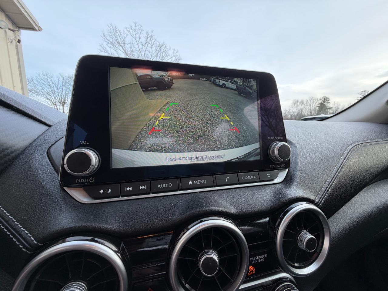 Nissan Sentra SV 4D Sedan 2022