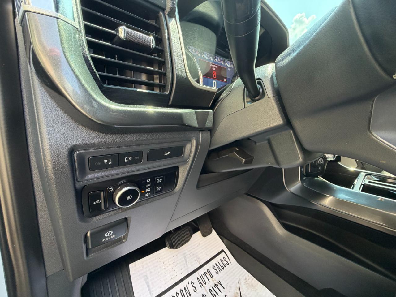Ford F-150 XLT 4WD SuperCrew 6.5' Box 2023