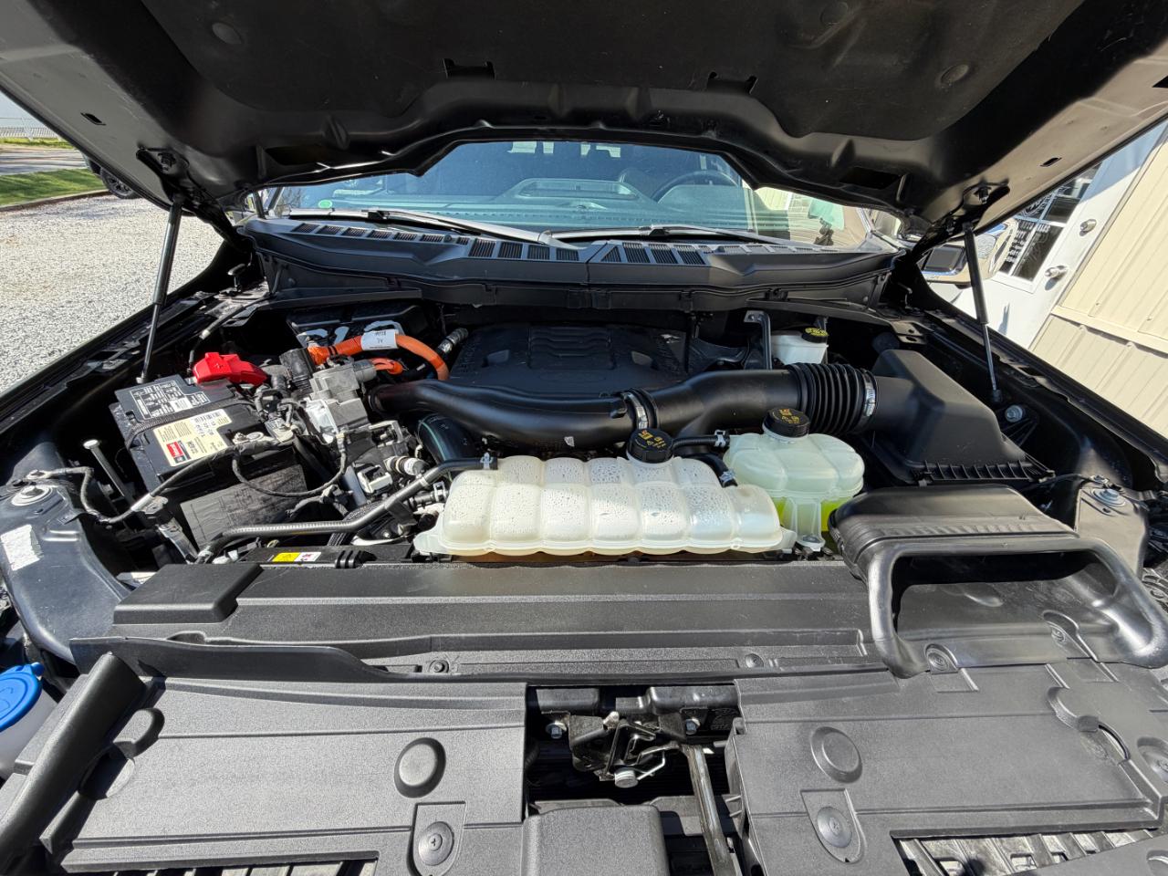 Ford F-150 Lariat SuperCrew 4WD 2022