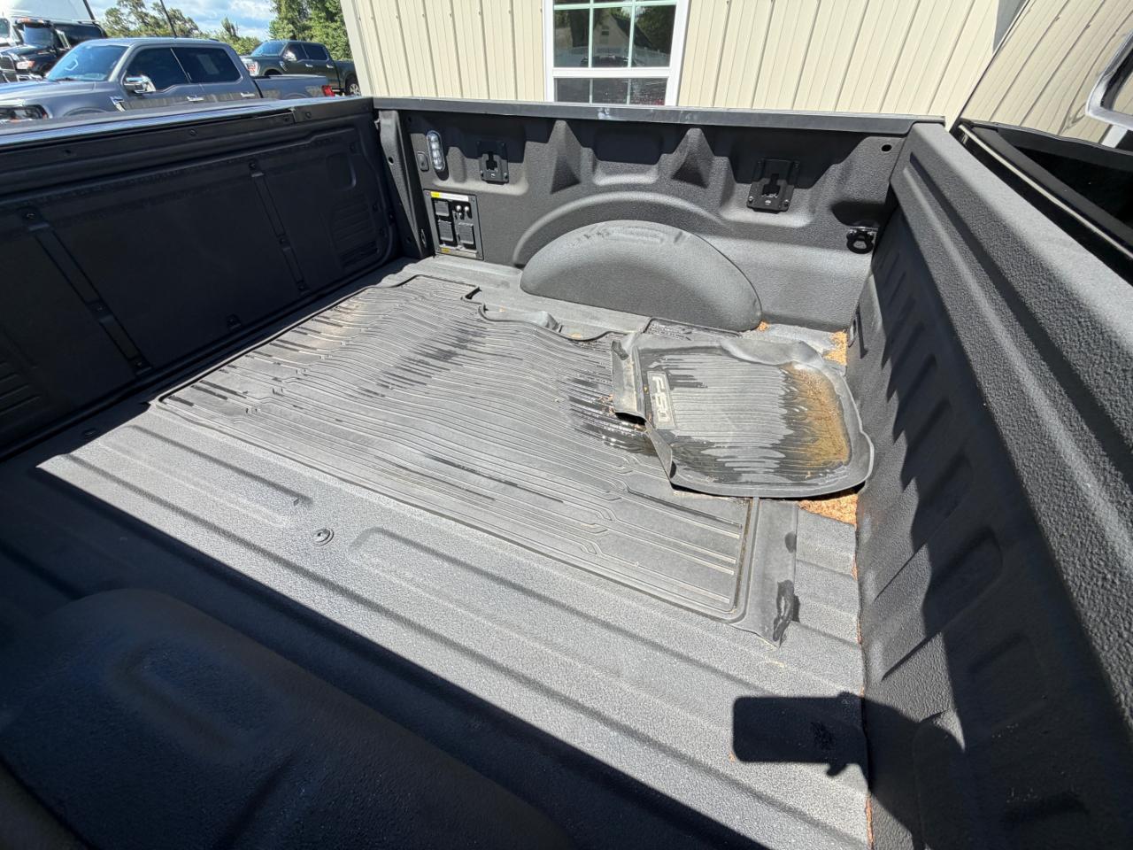 Ford F-150 Lariat SuperCrew 4WD 2022