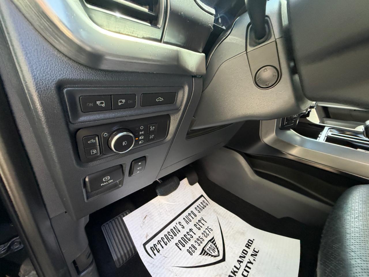 Ford F-150 Lariat SuperCrew 4WD 2022