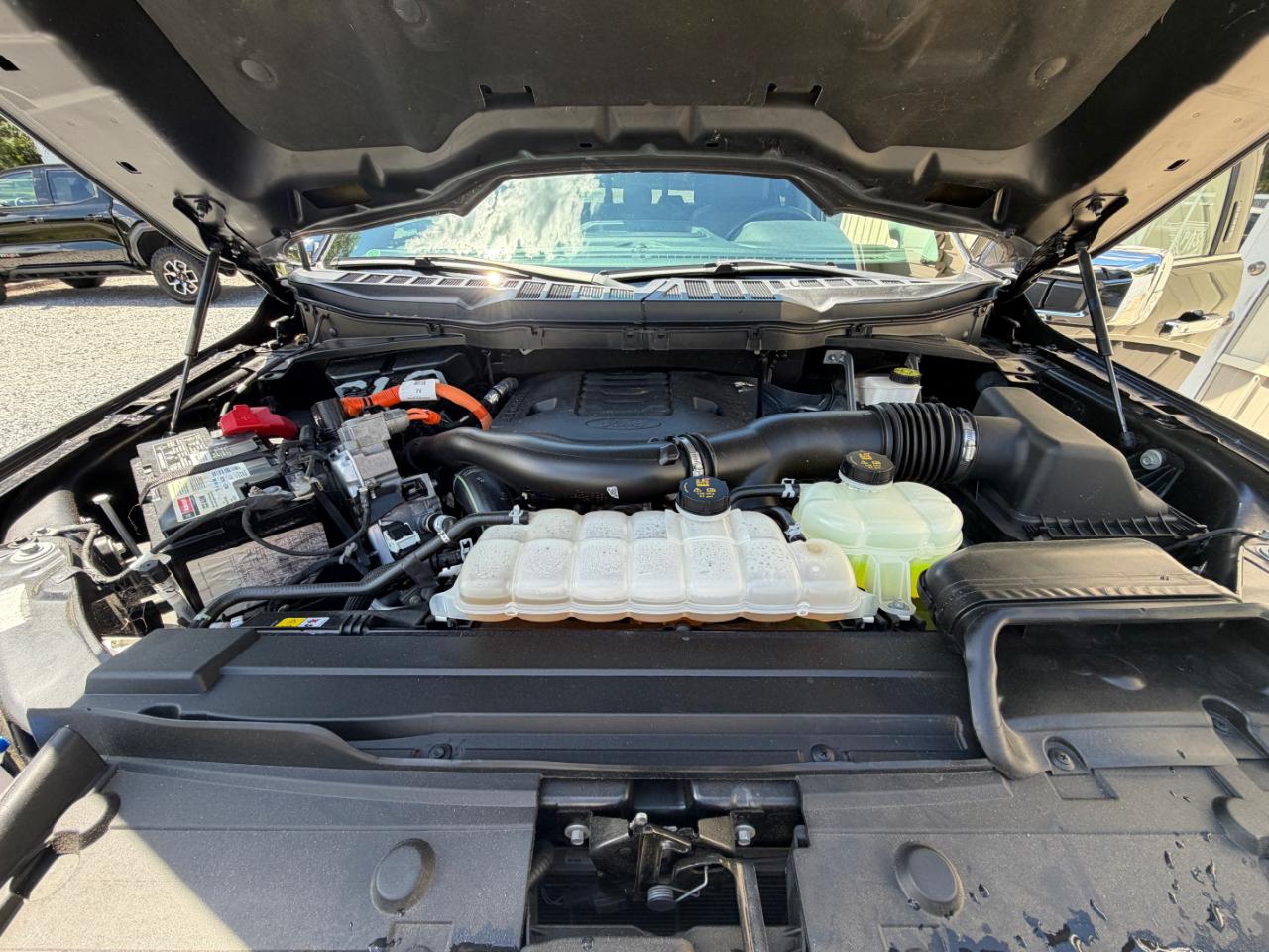 Ford F-150 Lariat SuperCrew 4WD 2022