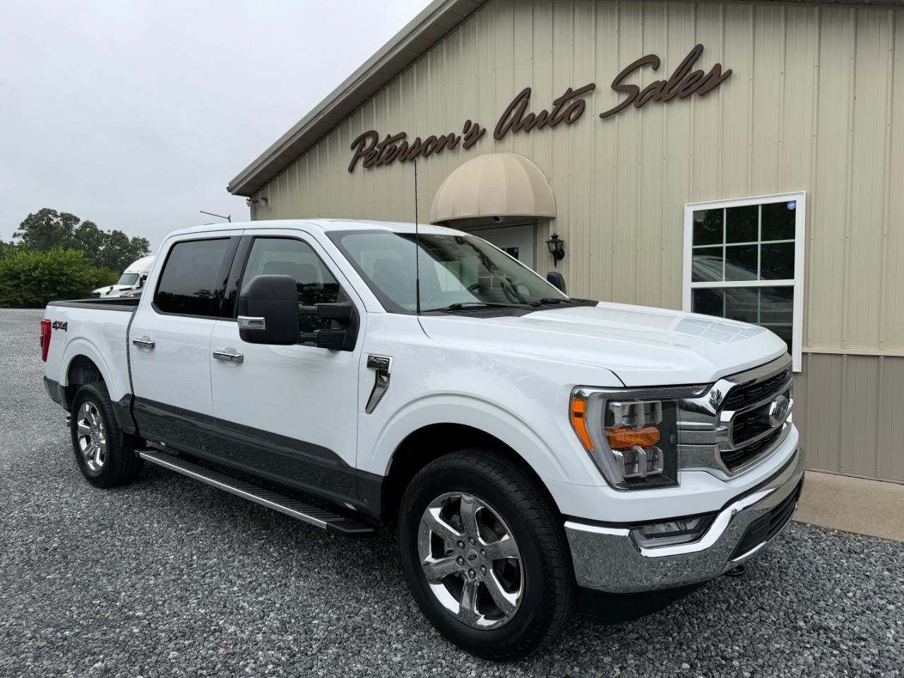 Ford F-150 XLT 4WD SuperCrew 5.5' Box 2022