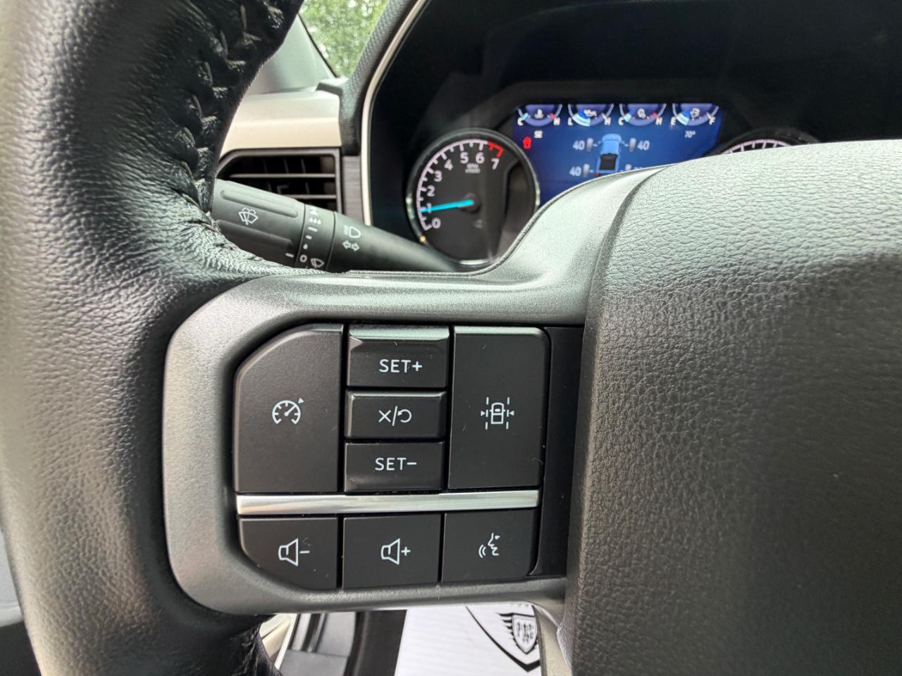 Ford F-150 XLT 4WD SuperCrew 5.5' Box 2022