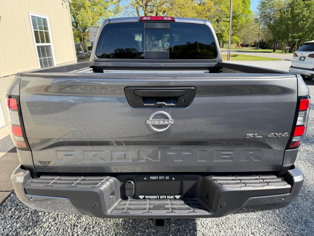 Nissan Frontier SL Crew Cab 4WD 2025