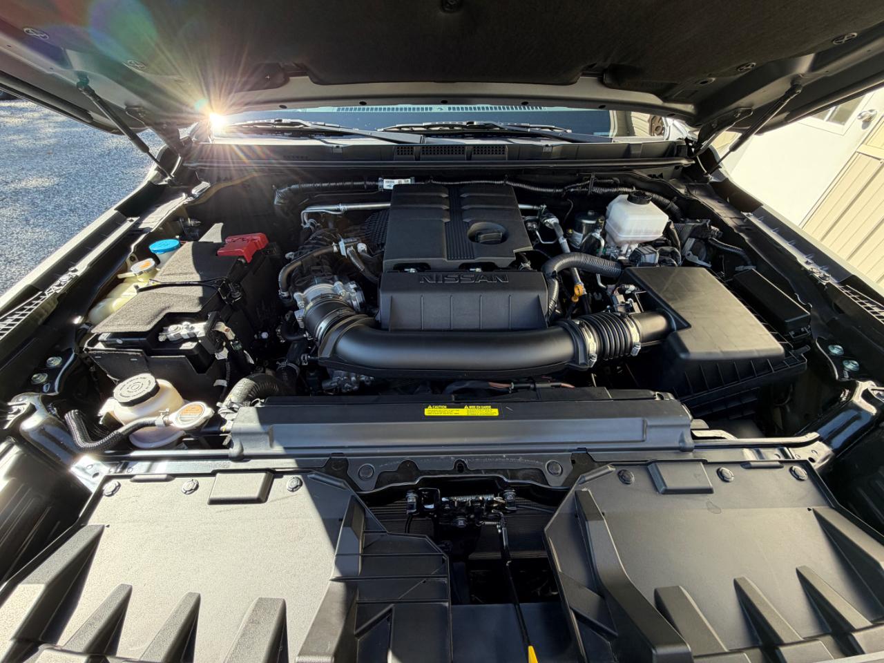 Nissan Frontier SL Crew Cab 4WD 2025