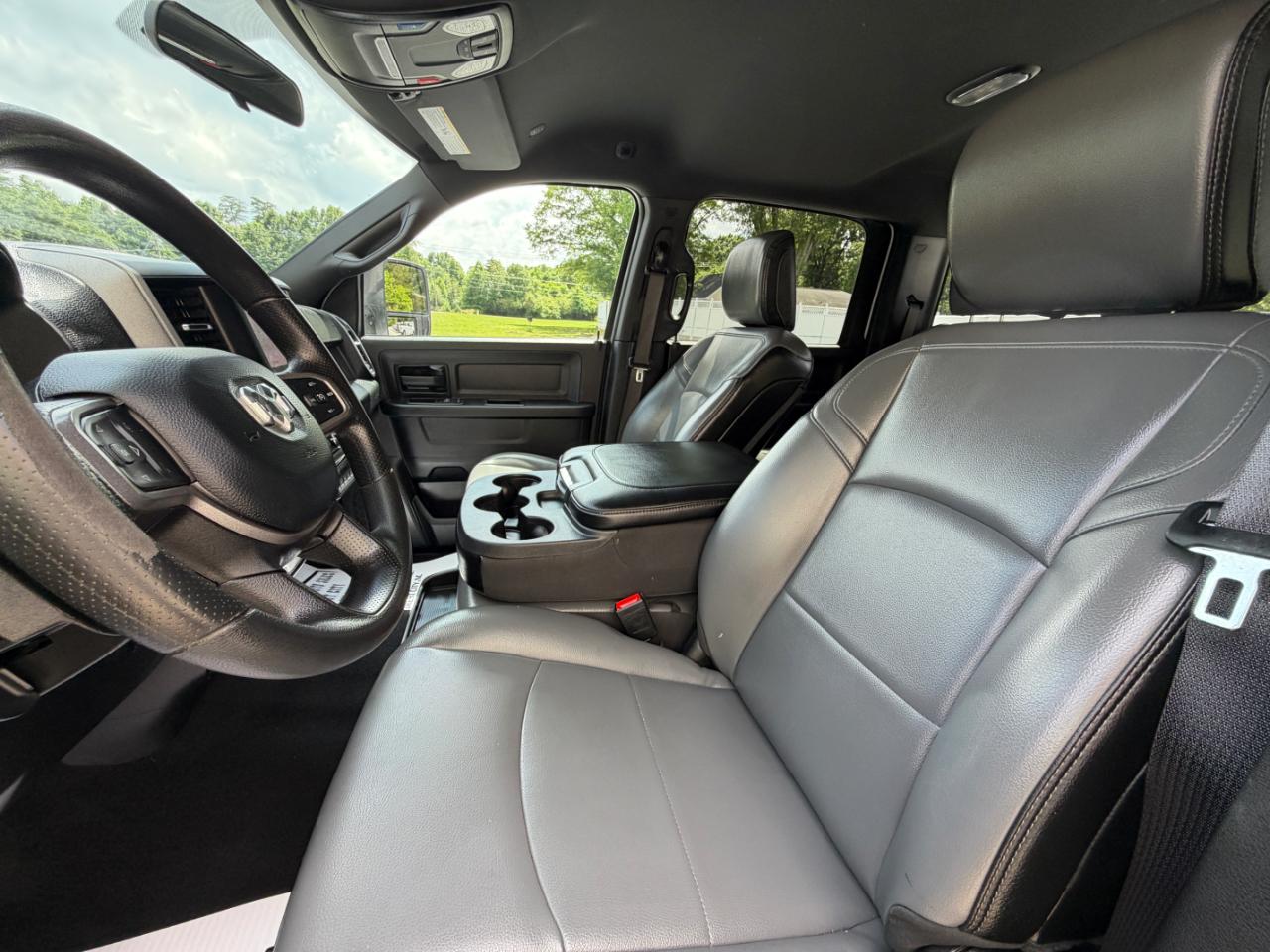 RAM 2500 Tradesman Crew Cab LWB 4WD 2024