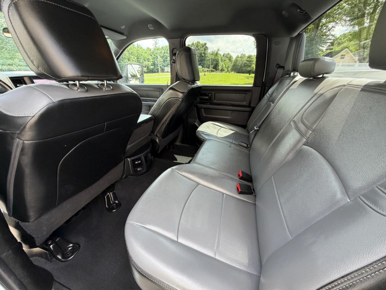 RAM 2500 Tradesman Crew Cab LWB 4WD 2024
