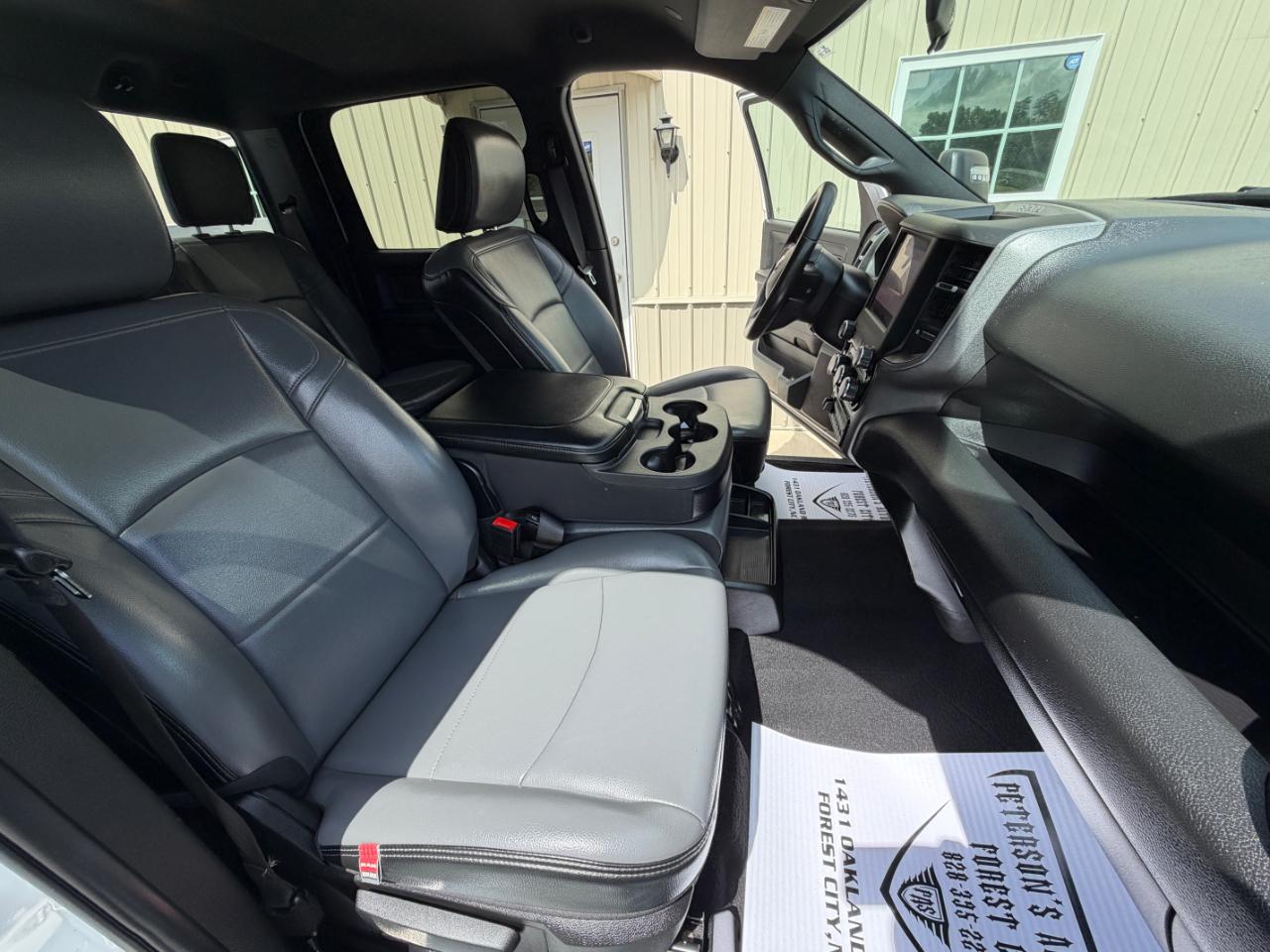 RAM 2500 Tradesman Crew Cab LWB 4WD 2024
