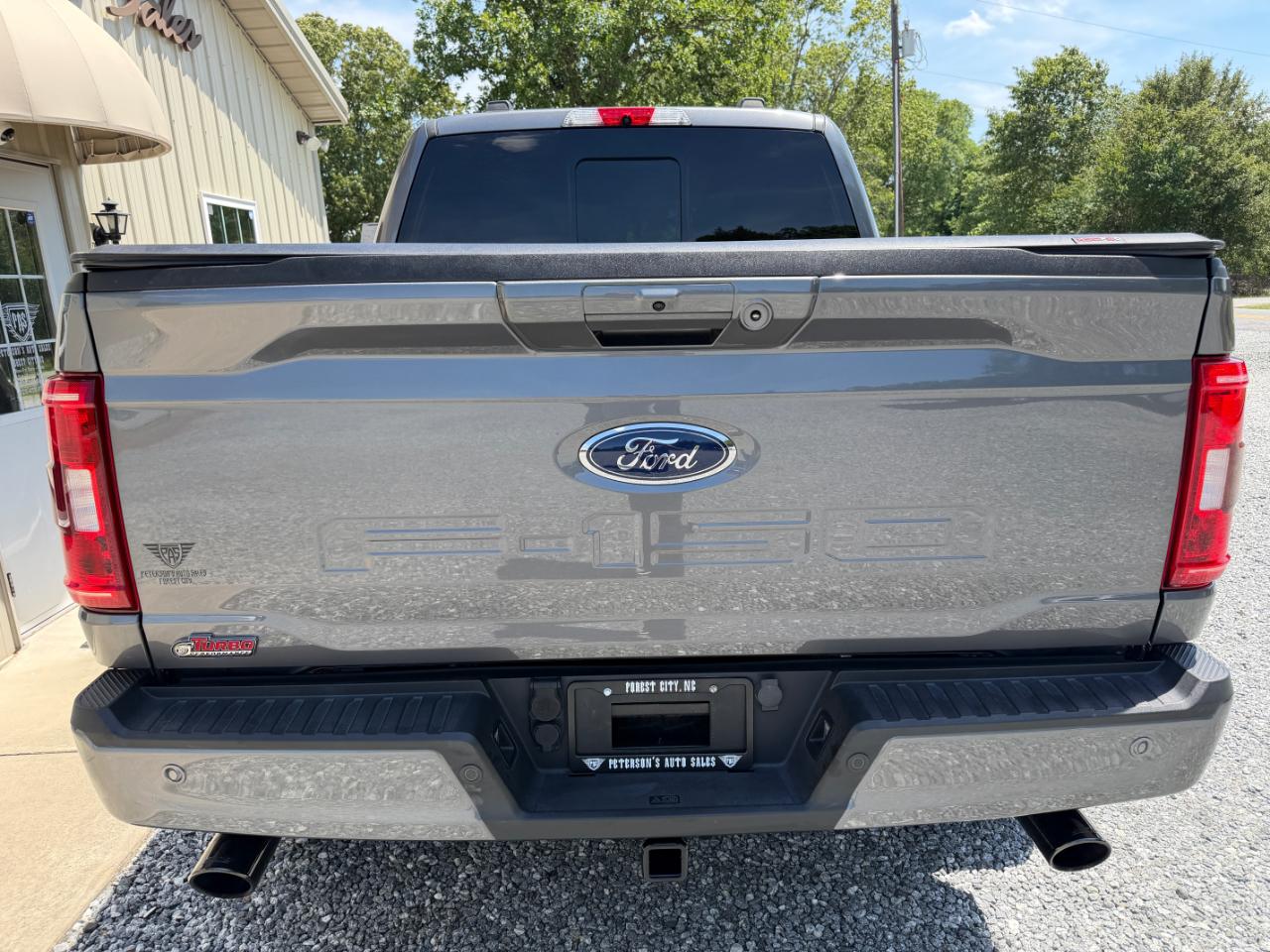 Ford F-150 XLT SuperCrew 4WD 2022