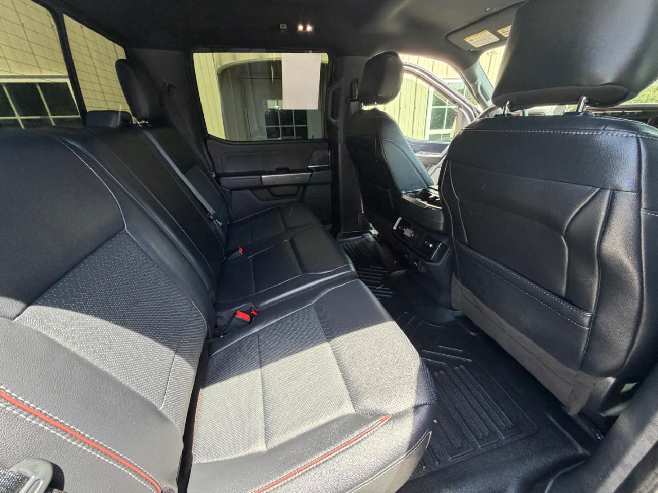 Ford F-150 XLT SuperCrew 4WD 2022