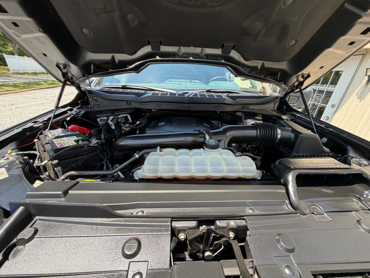 Ford F-150 XLT SuperCrew 4WD 2022