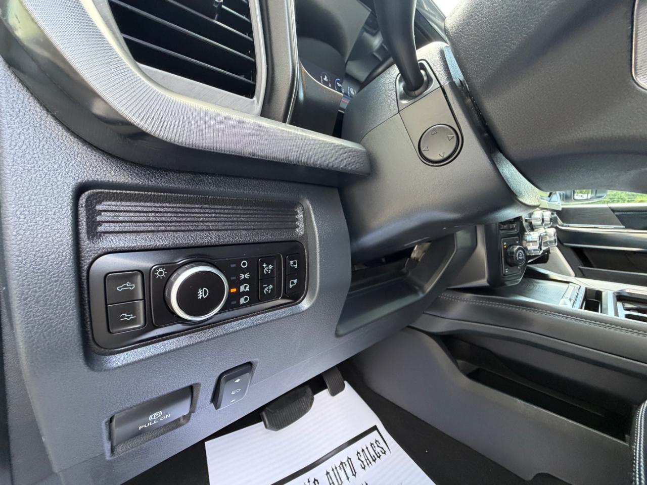 Ford F-250 SD Platinum Crew Cab 4WD 2025