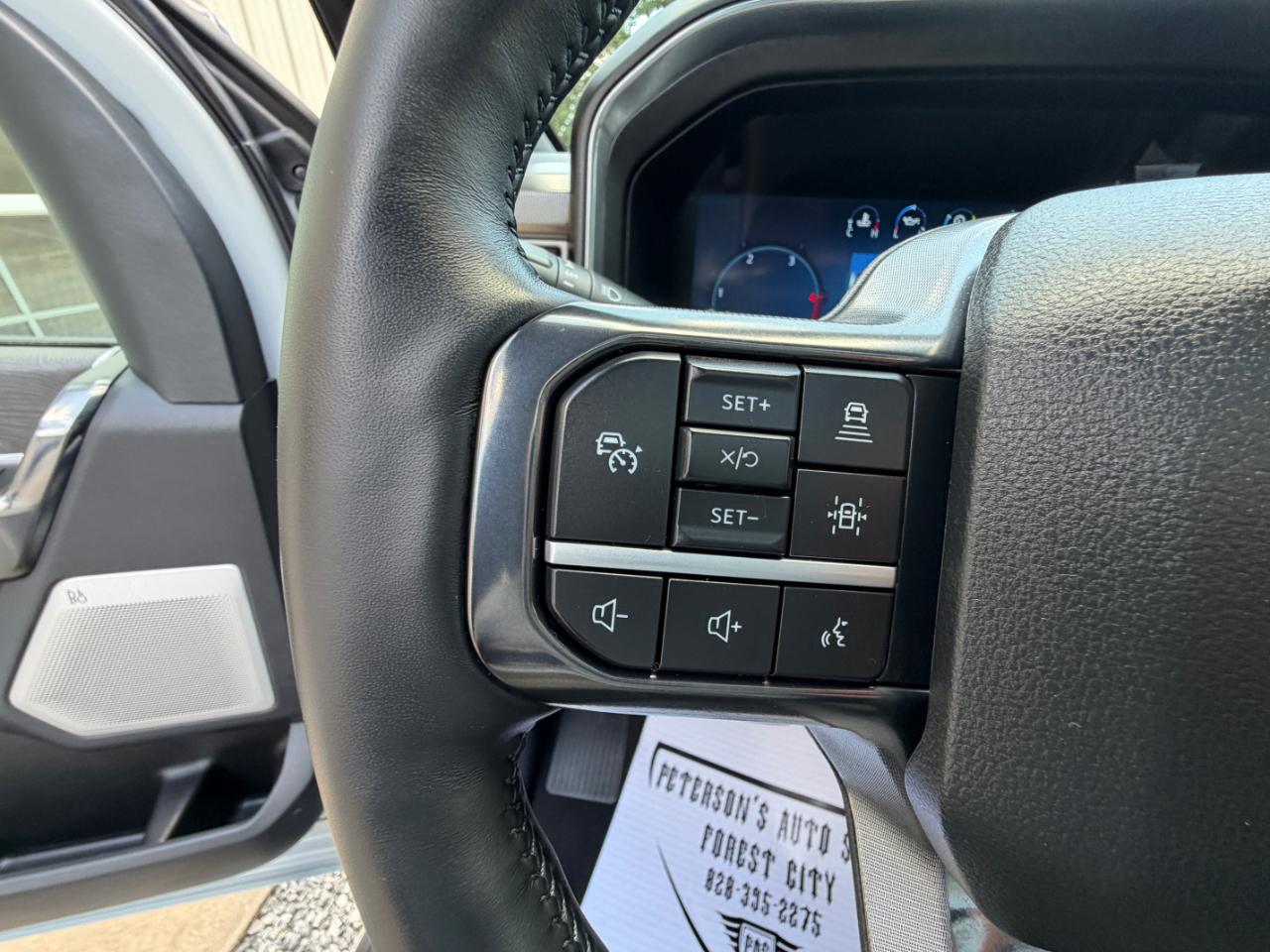 Ford F-250 SD Platinum Crew Cab 4WD 2025
