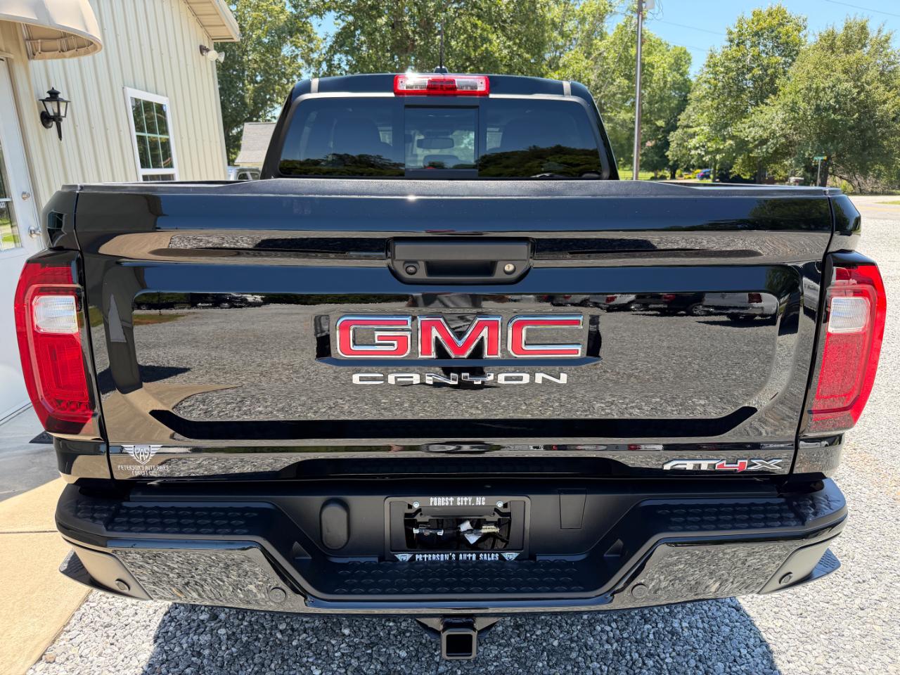 GMC Canyon AT4X Crew Cab 4WD 2025