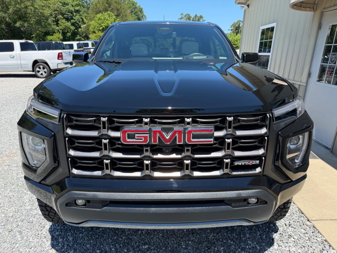 GMC Canyon AT4X Crew Cab 4WD 2025