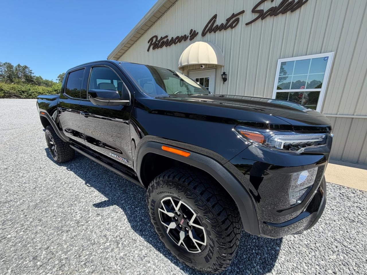 GMC Canyon AT4X Crew Cab 4WD 2025