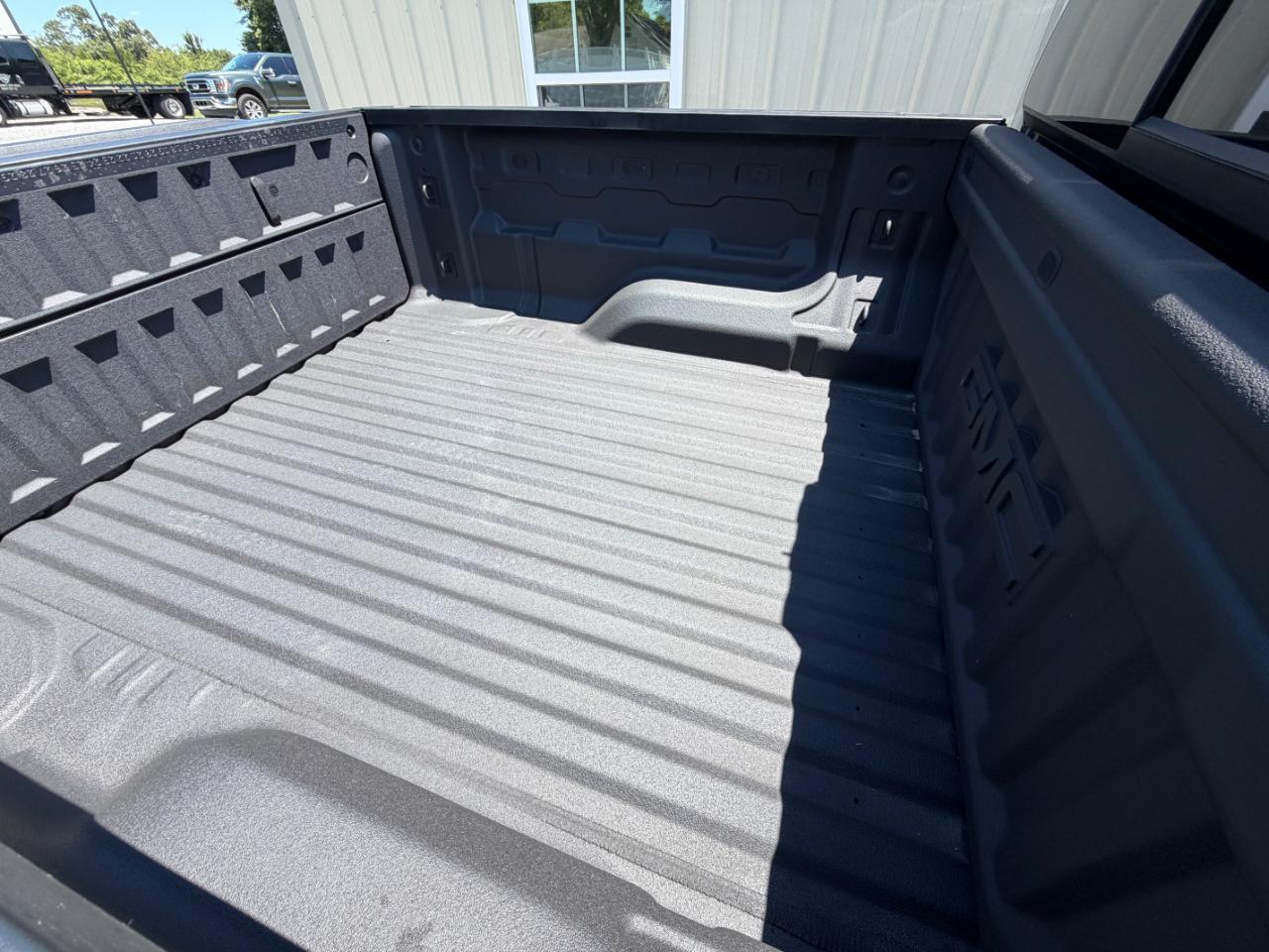 GMC Canyon AT4X Crew Cab 4WD 2025