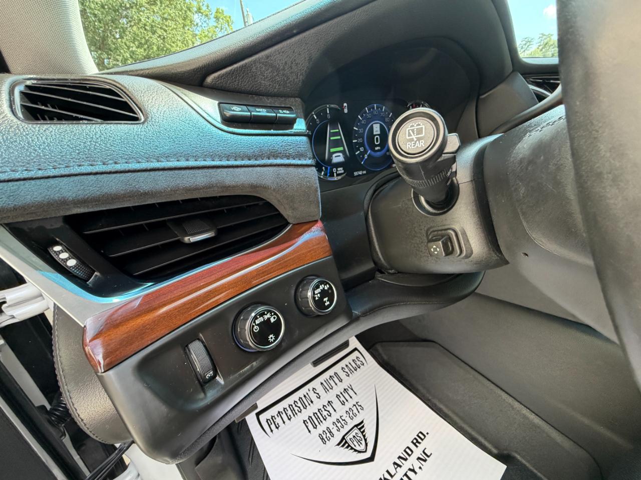 Cadillac Escalade 4WD 4dr Luxury 2019