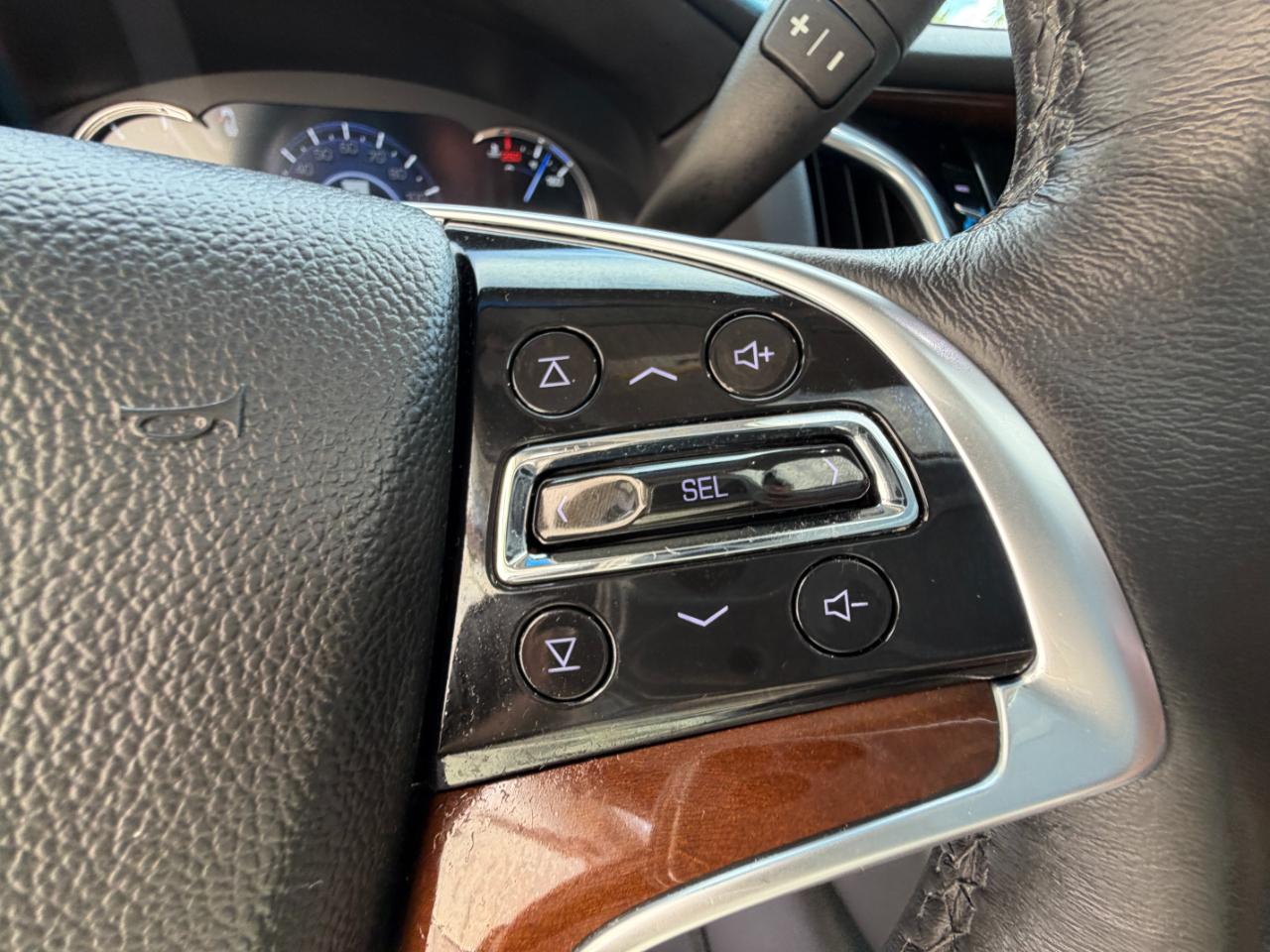 Cadillac Escalade 4WD 4dr Luxury 2019