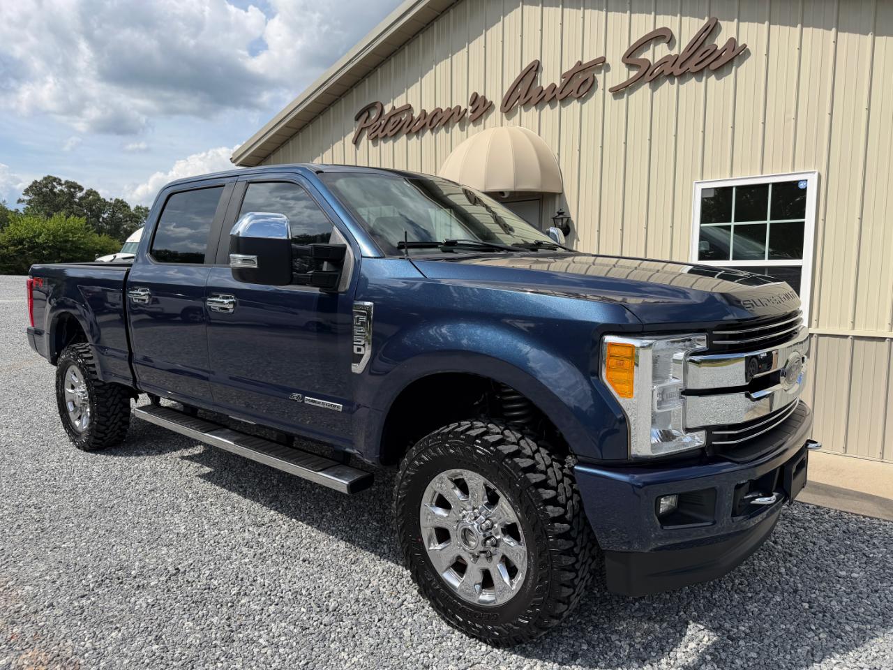 Ford F-250 SD XL Crew Cab Short Bed 4WD 2017