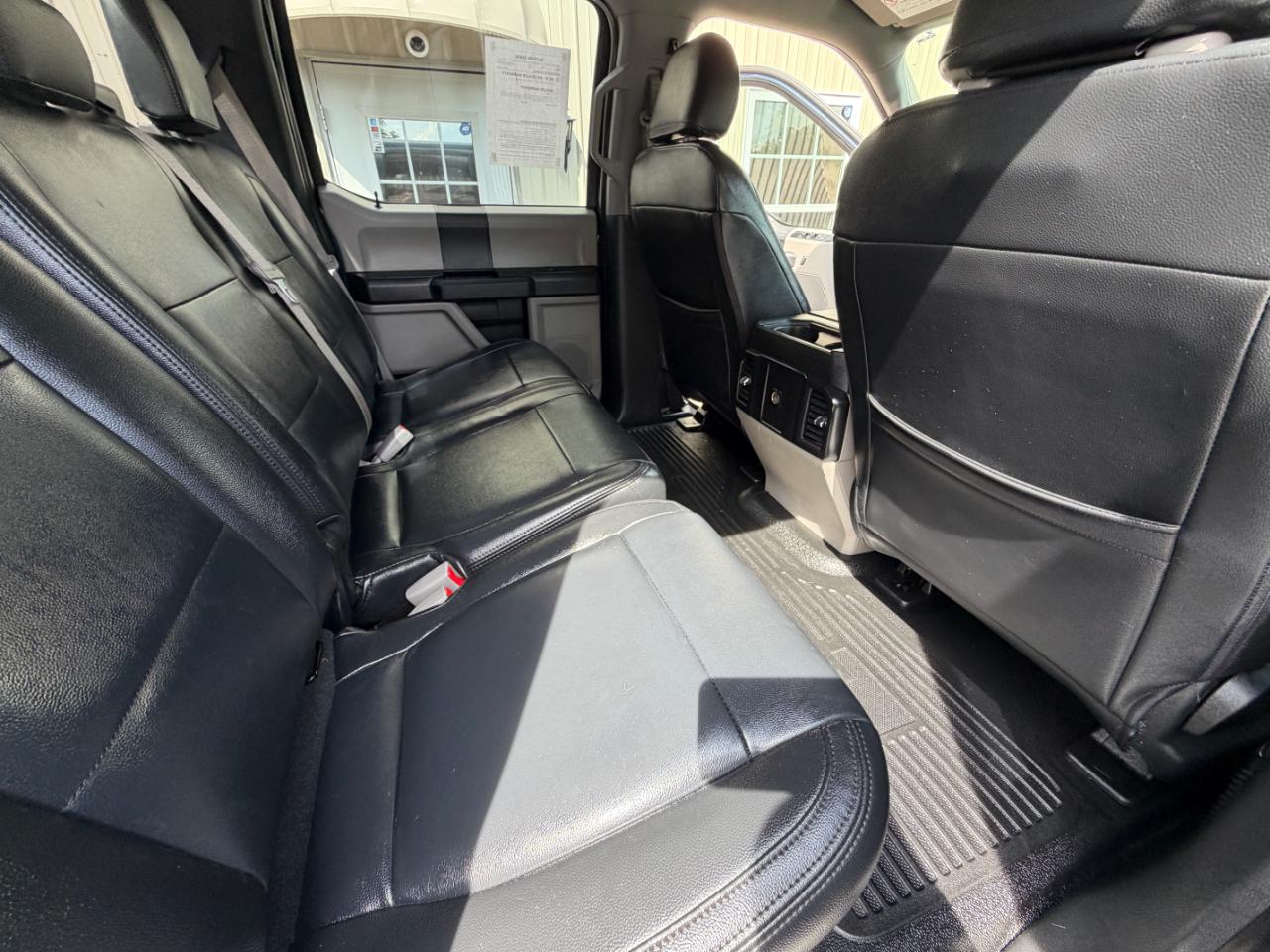 Ford F-250 SD XL Crew Cab Short Bed 4WD 2017