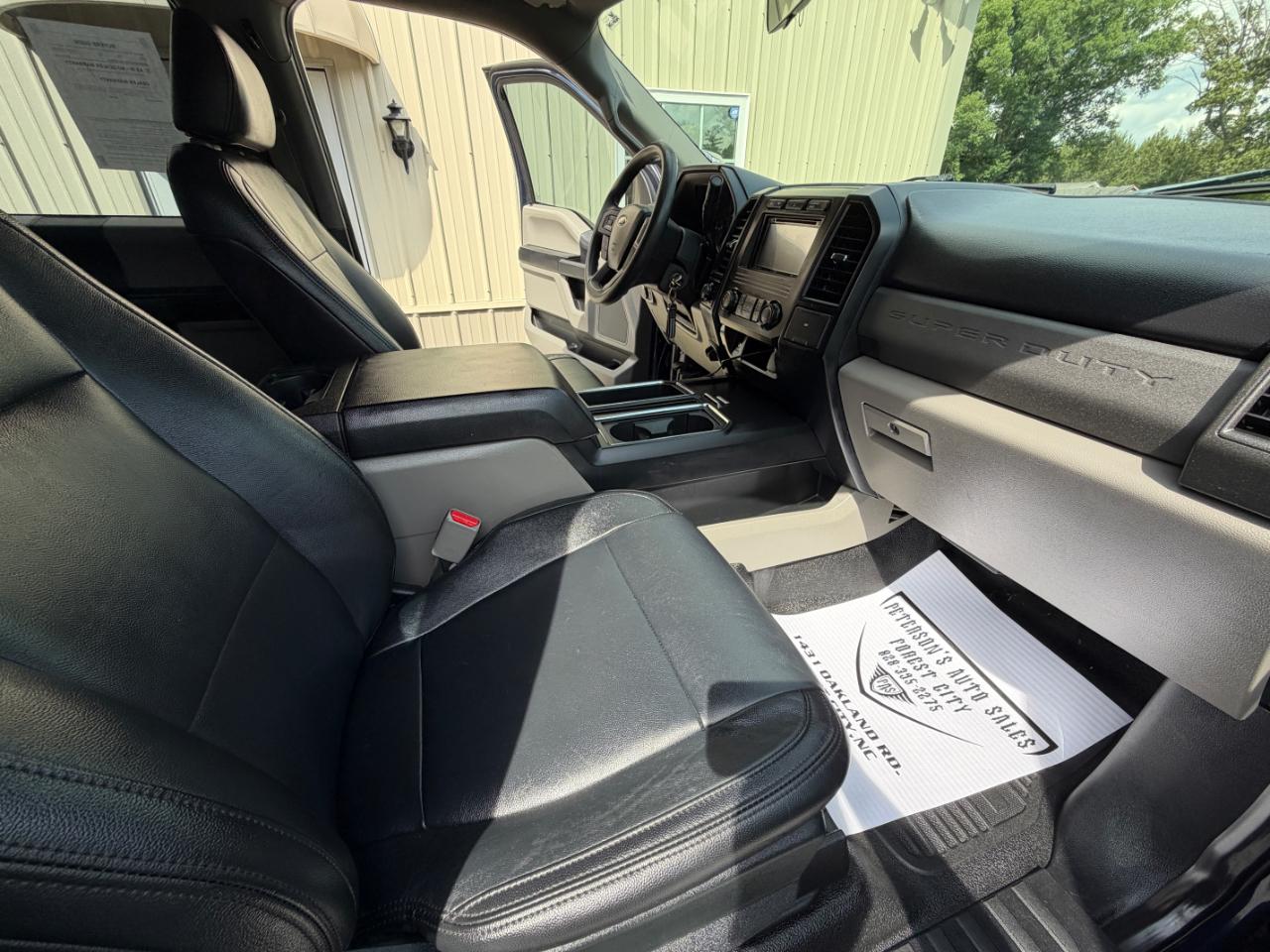 Ford F-250 SD XL Crew Cab Short Bed 4WD 2017