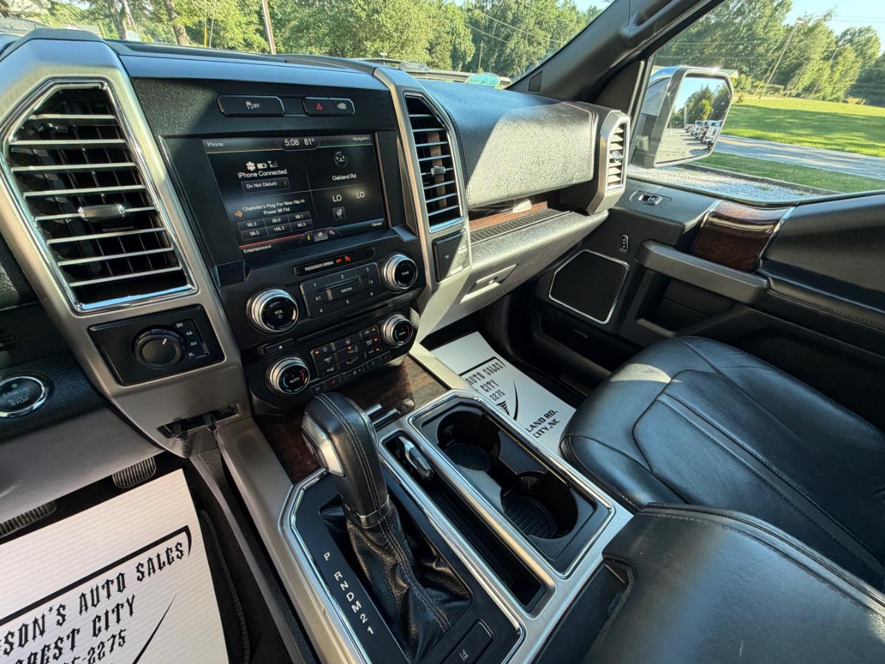 Ford F-150 4WD SuperCrew 145" Platinum 2015
