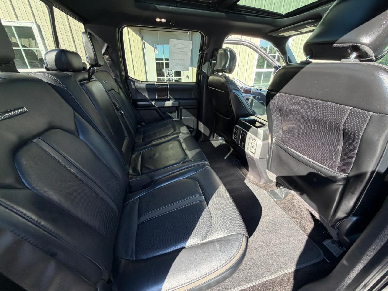 Ford F-150 4WD SuperCrew 145" Platinum 2015