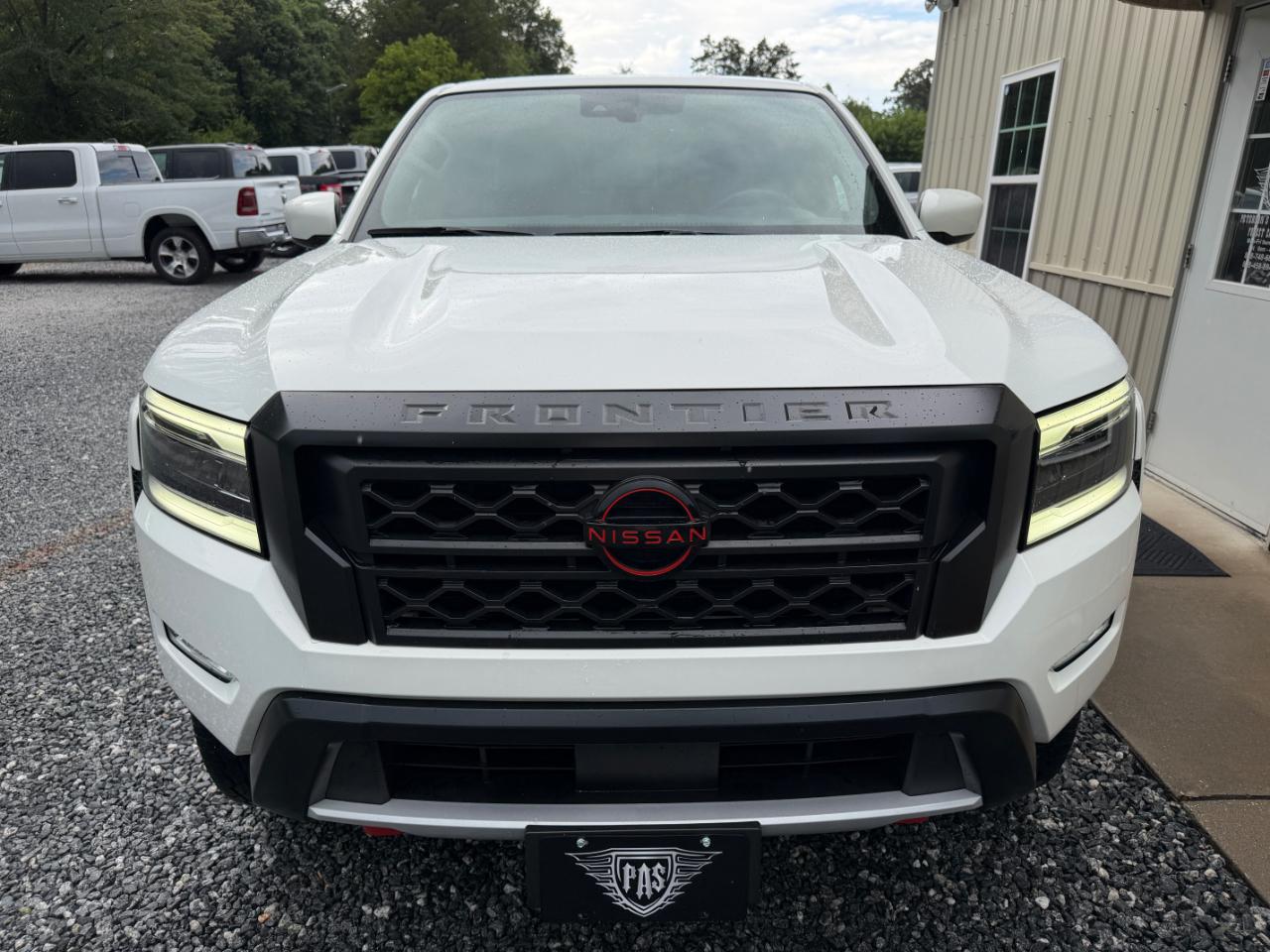 Nissan Frontier PRO-4X Crew Cab 4WD 2023