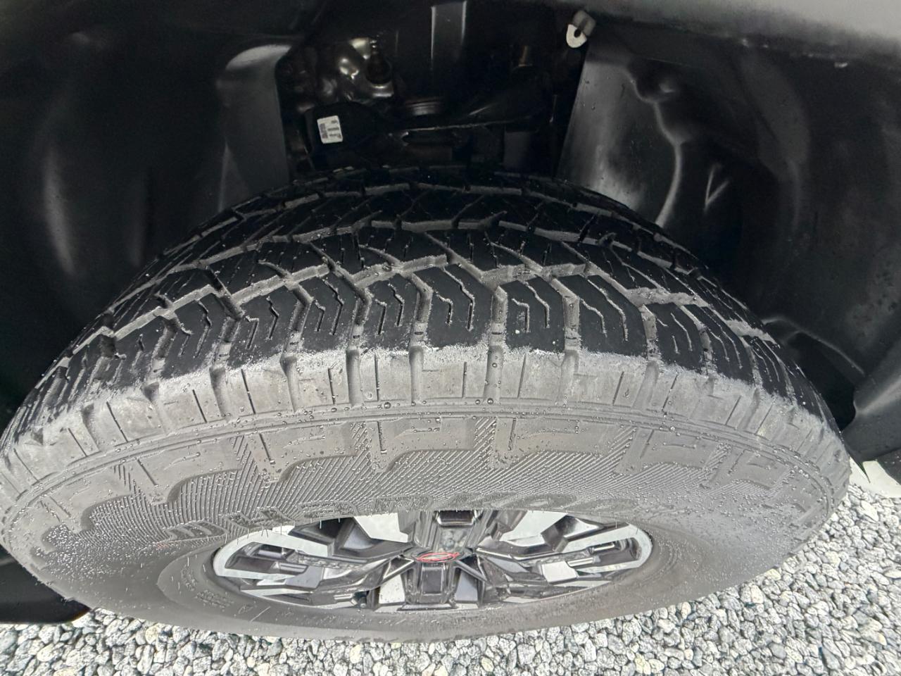 Nissan Frontier PRO-4X Crew Cab 4WD 2023