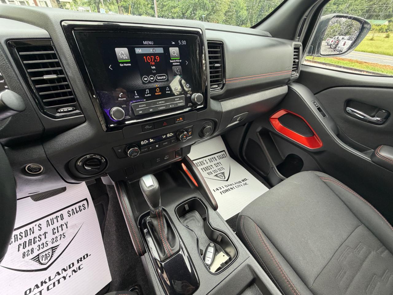 Nissan Frontier PRO-4X Crew Cab 4WD 2023