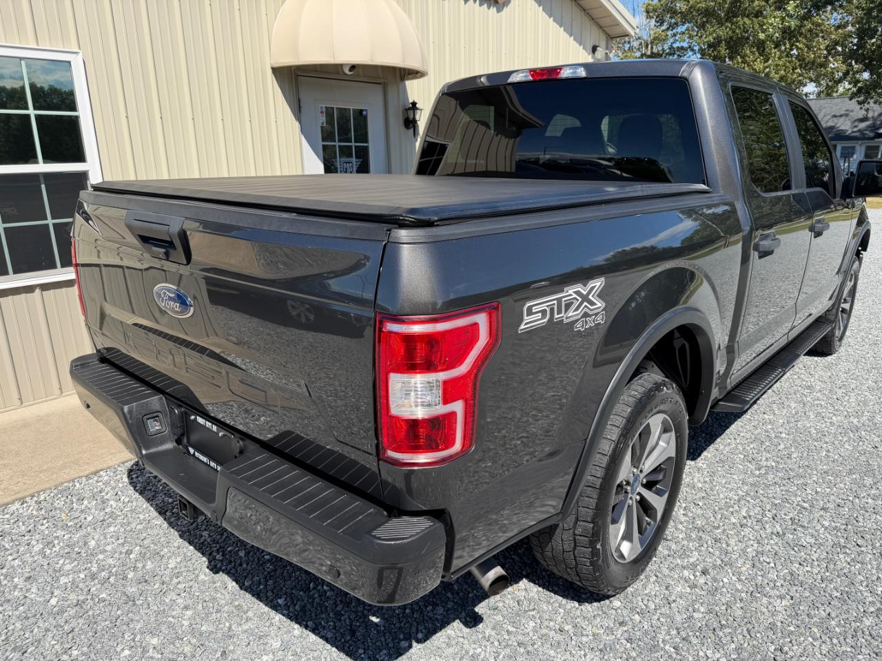 Ford F-150 STX 4WD SuperCrew 5.5' Box 2020