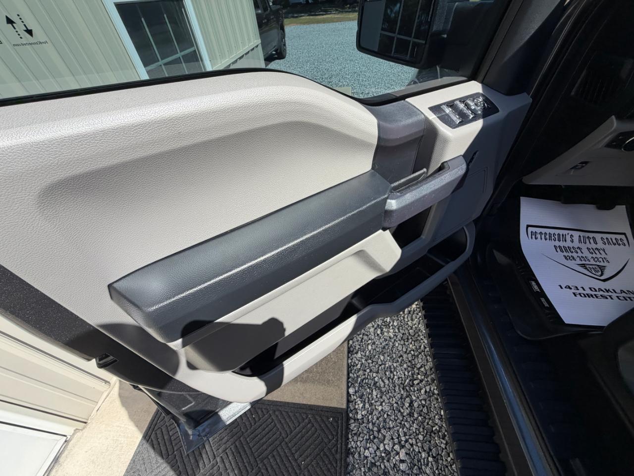 Ford F-150 STX 4WD SuperCrew 5.5' Box 2020