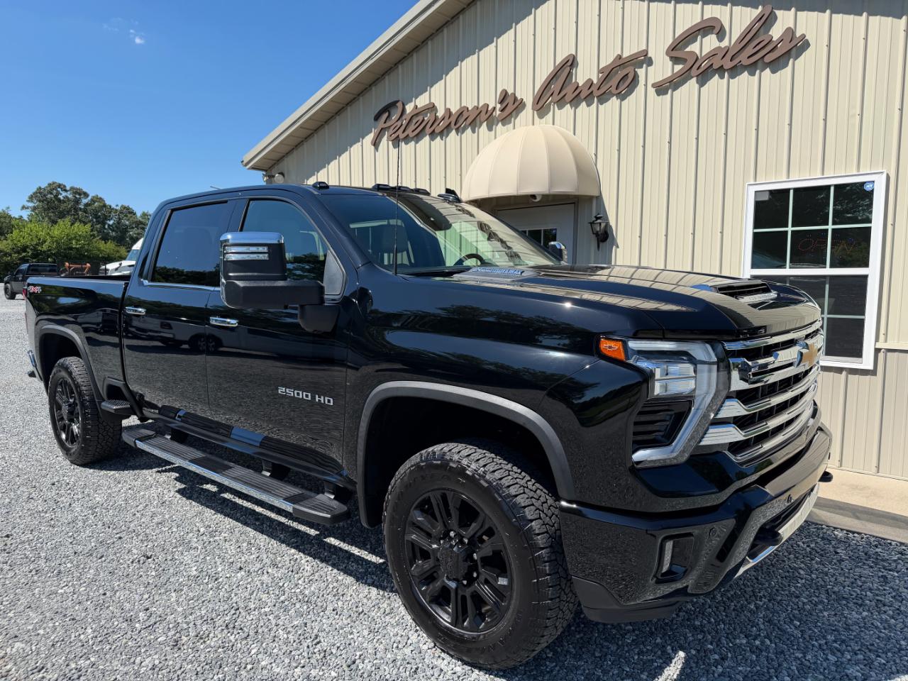 Chevrolet Silverado 2500HD LTZ Crew Cab 4WD 2024