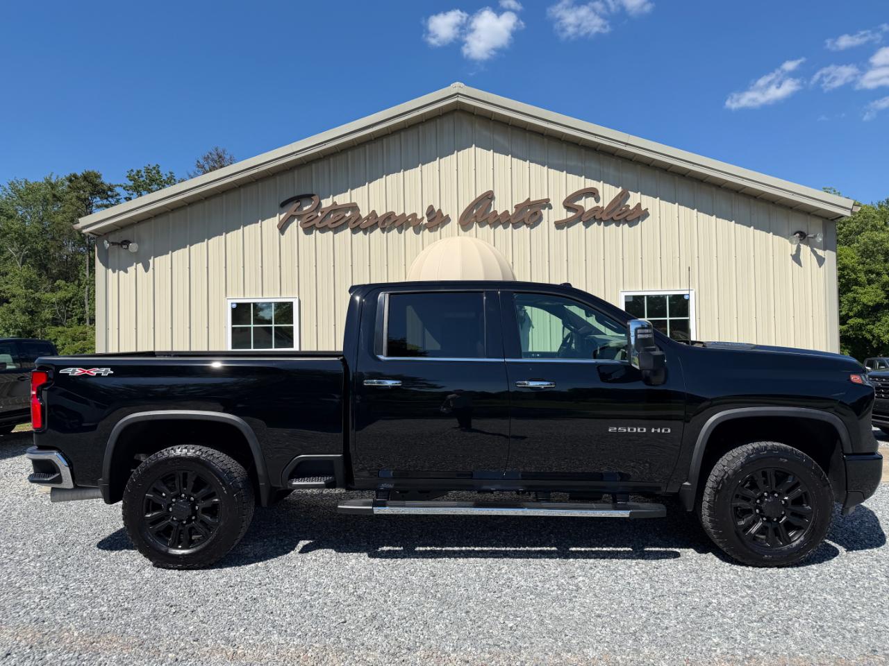 Chevrolet Silverado 2500HD LTZ Crew Cab 4WD 2024