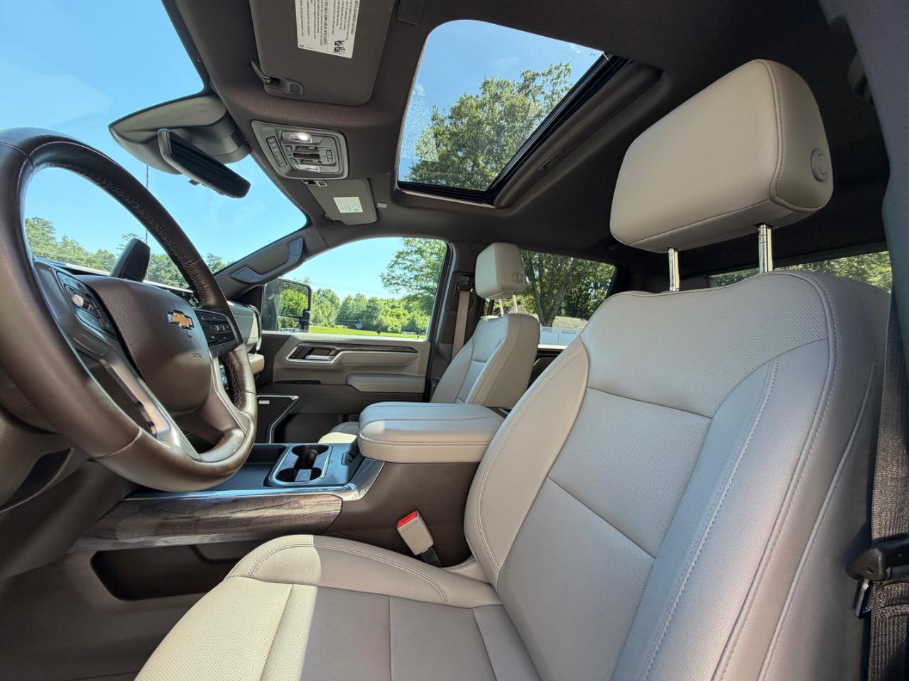 Chevrolet Silverado 2500HD LTZ Crew Cab 4WD 2024