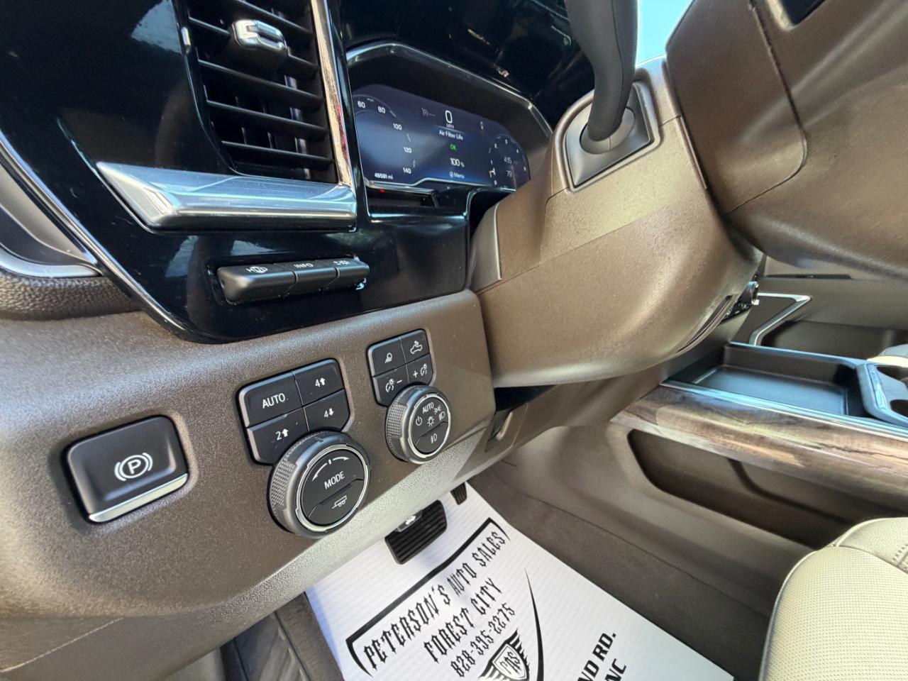 Chevrolet Silverado 2500HD LTZ Crew Cab 4WD 2024