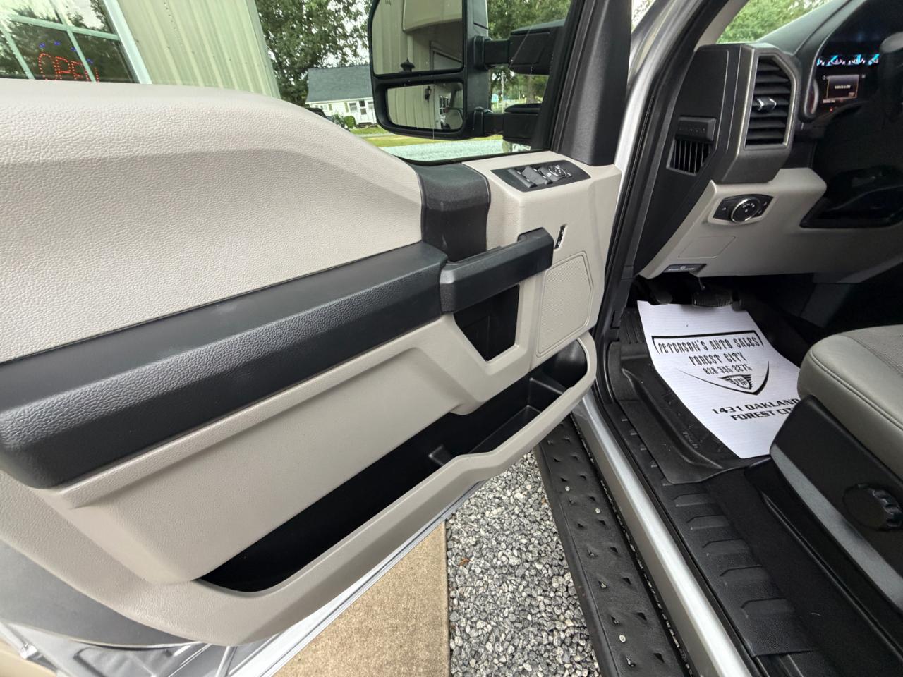 Ford F-250 SD XL Crew Cab SWB 4WD 2021