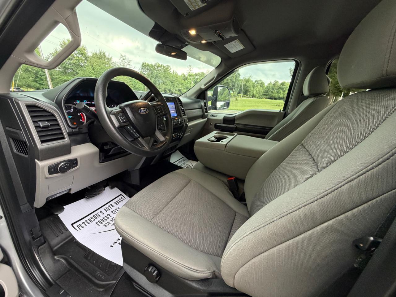 Ford F-250 SD XL Crew Cab SWB 4WD 2021