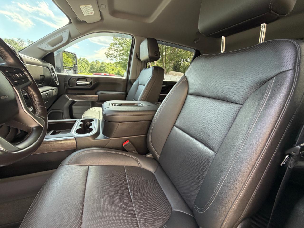 Chevrolet Silverado 2500HD LTZ Crew Cab Short Box 4WD 2022