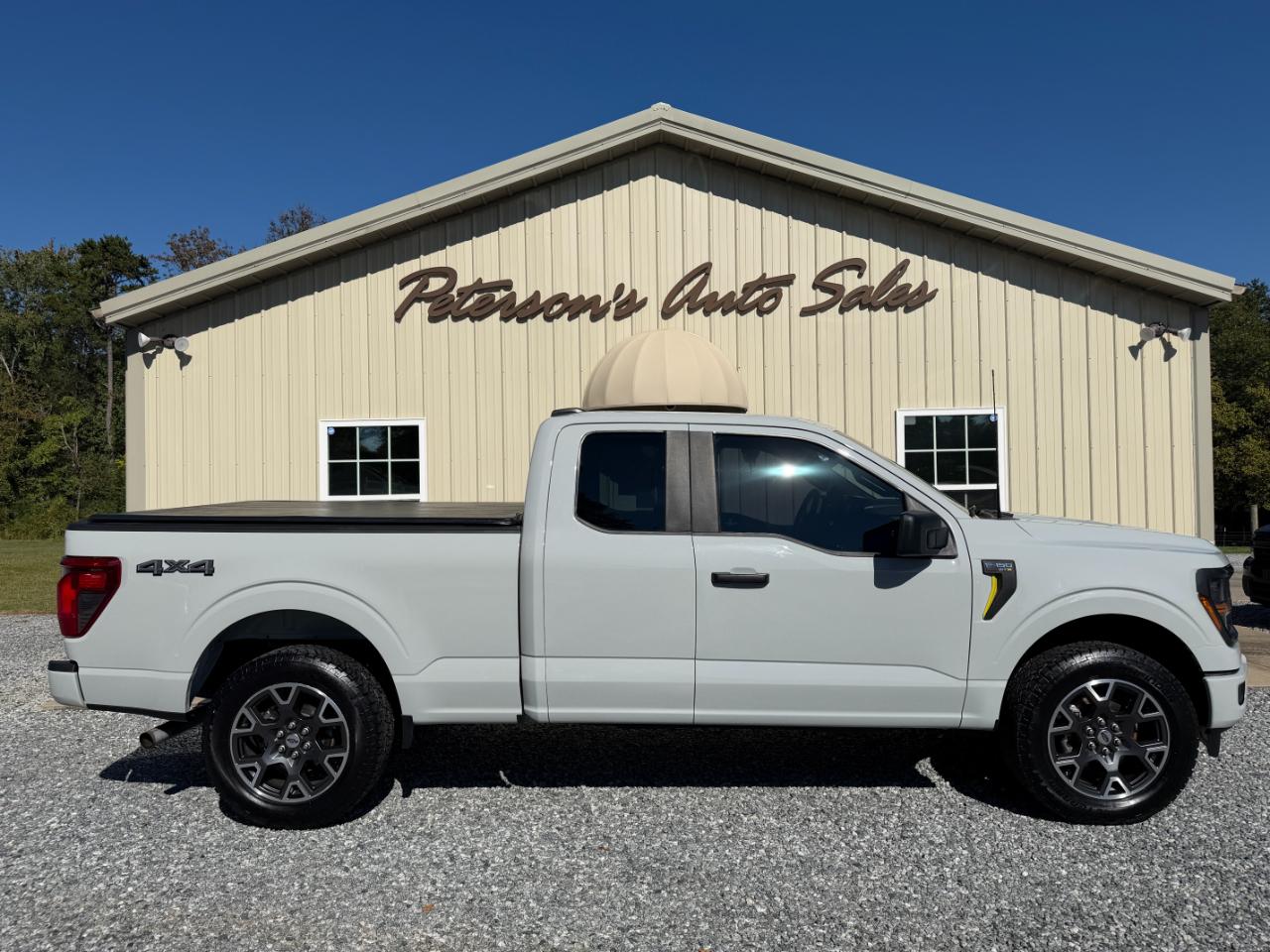 Ford F-150 STX 4WD SuperCab 6.5' Box 2024